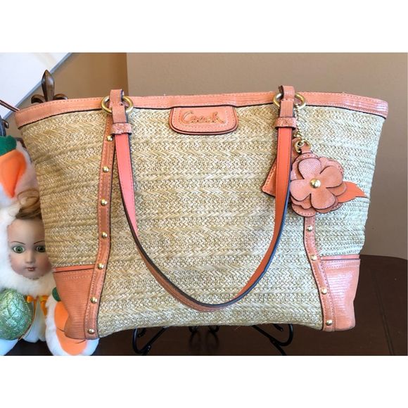 COACH - Alexandra Python Studded Coral Straw (Parchment) Tote/Shoulder Bag. - Picture 1 of 16